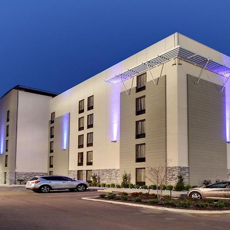 Holiday Inn Express & Suites Jackson Downtown - Coliseum By Ihg Zewnętrze zdjęcie